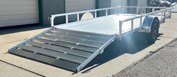 2025 H&H 82"x14' Railside Utility Trailer - Image 8