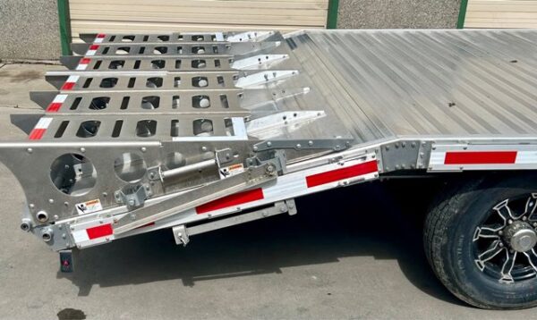 2024 Timpte 102"x20' Deckover Equipment Trailer - Image 7