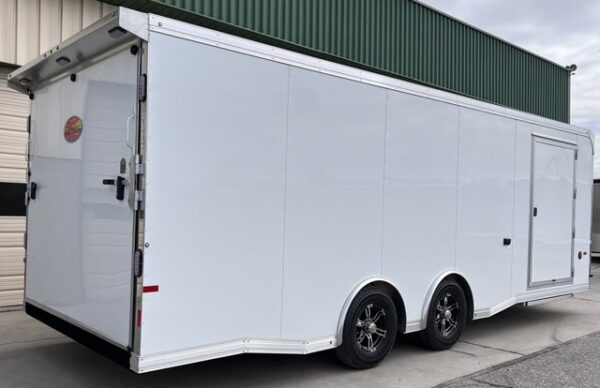 2024 Sundowner 8.5'x24' Enclosed Car Trailer - Image 9