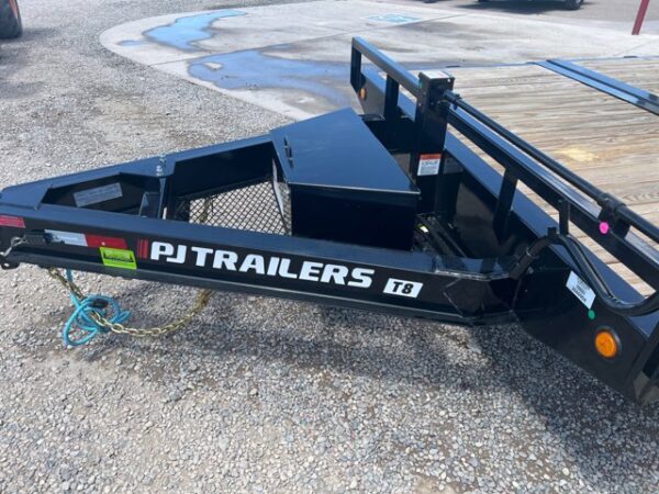 2024 PJ 102"x26' Deckover Power Tilt Trailer - Image 3