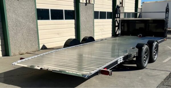 2024 Timpte 83"x20' Aluminum Power Tilt Trailer - Image 5