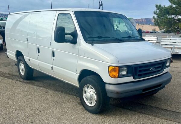 2013 For Econoline E350 Super Duty Van - Image 2