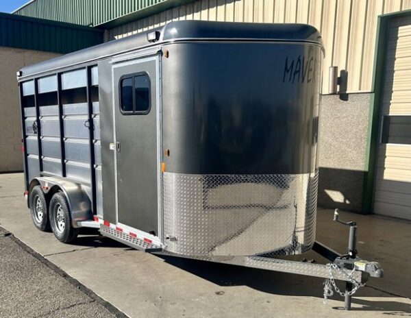 2025 C&B Maverick 3-Horse Bumper Pull Trailer