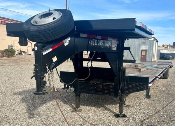 2023 Texas Pride Gooseneck Deckover Trailer