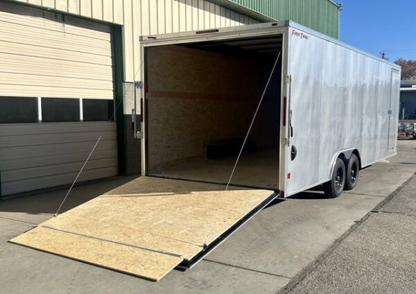 2025 Wells Cargo 8.5'x24' Fast Track Enclosed Trailer - Image 8